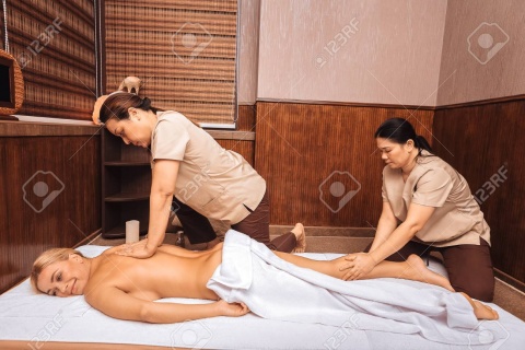 Female to Male Body Massage in Magarpatta 9309318146