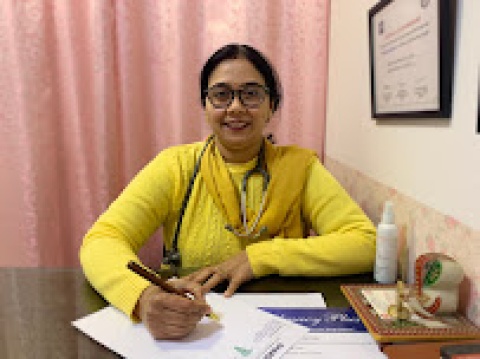 Dr. Arpana Haritwal - Gynaecologist