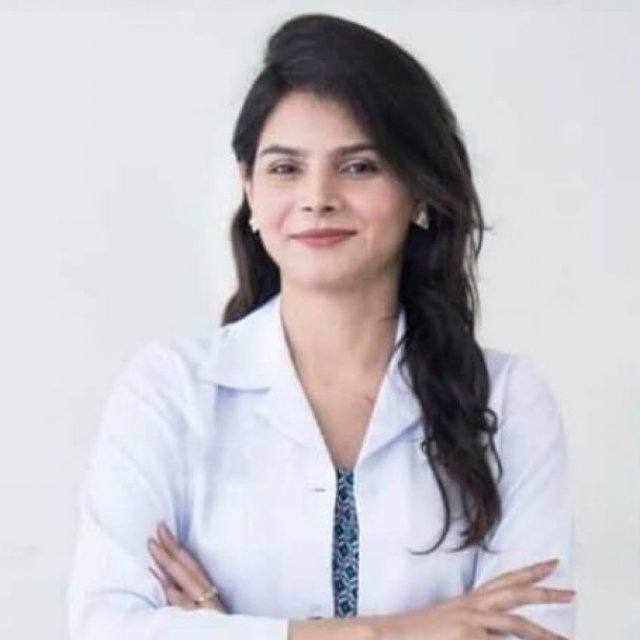 Ayesha Nasir Nutritionist