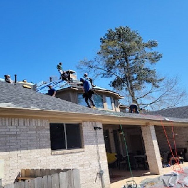 DGM Roofing