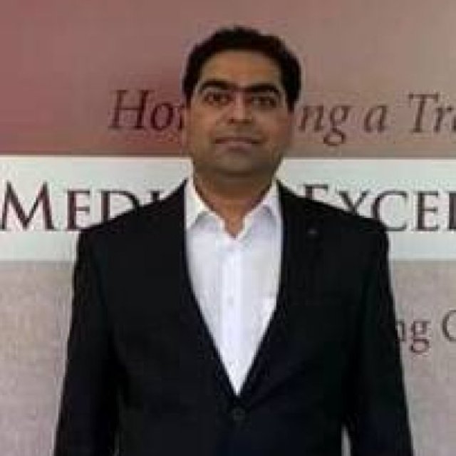 "Dr. Prashant Kale | Best Orthopedic Surgeon | Joint Replacement Surgeon "