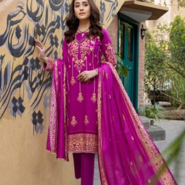 Rawaaj | Pakistani Designer Clothes
