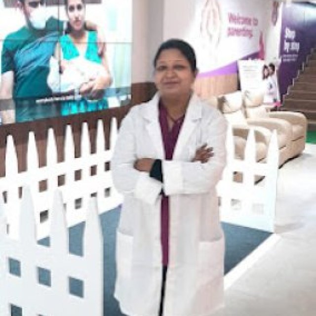 Dr. Chetna Jain: Best Gynaecologist & Obstetrician In Gurgaon/Infertility Specialist/Fibroid Surgery