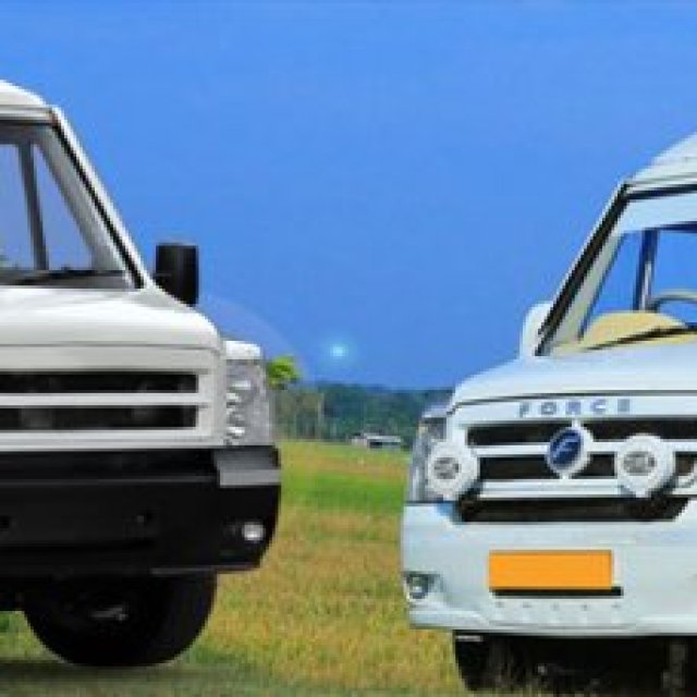 LUXURY TEMPO TRAVELLERS IN UDAIPUR