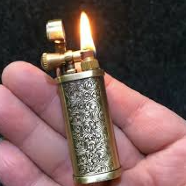 Buy Cigarette Lighter online at best prices in India - Happy Trail