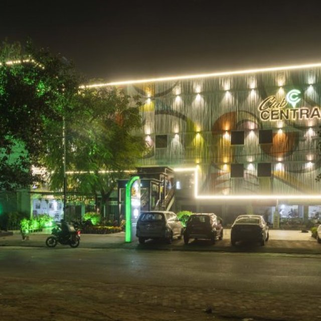 Club Central Hotel