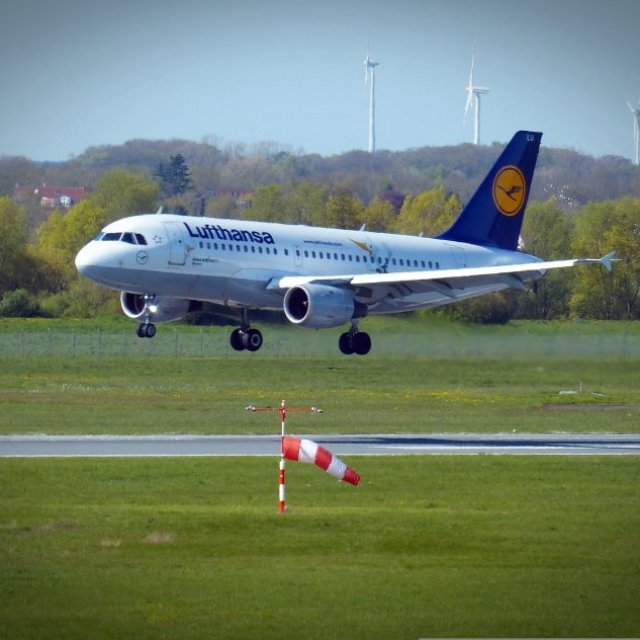 Lufthansa German Airlines Flight Booking