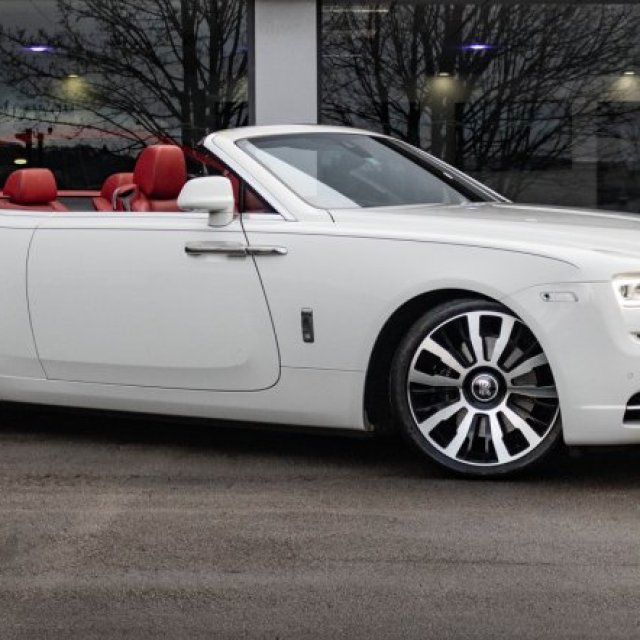 Luxury Wedding Car Hire Services in the UK - Oasis Limousines