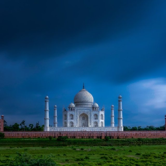 Book golden triangle tour packages