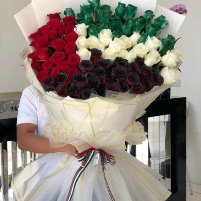UAE National Day Flowers Arrangements in Dubai