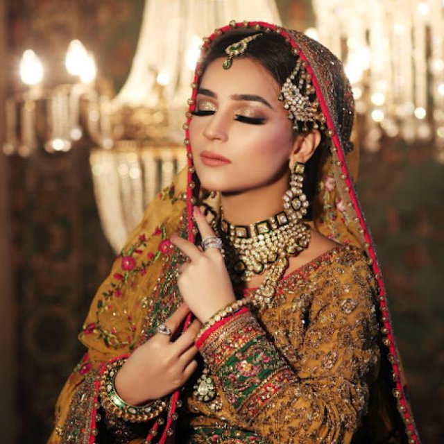 Best Bridal Makeup Salon in Faisalabad | Signature by Eram