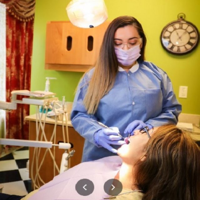 Dr Kay Tucker Dentist in Tucker Smile Center - Cosmetic Dentistry - Emergency Dentist