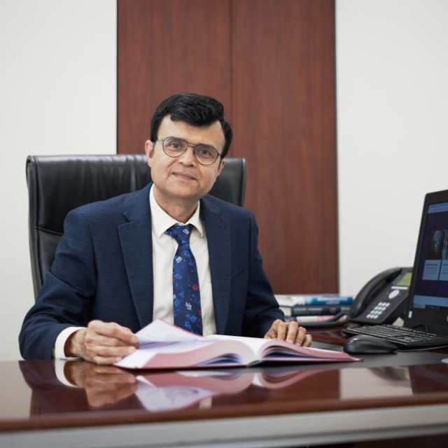 Dr Ashok Bohra- Bariatric Surgeon in Dubai