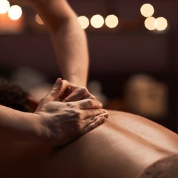 Body To Body Massage - DoliSpa