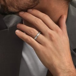 Browch Elyas - Moissanite & Lab Grown Jewelry