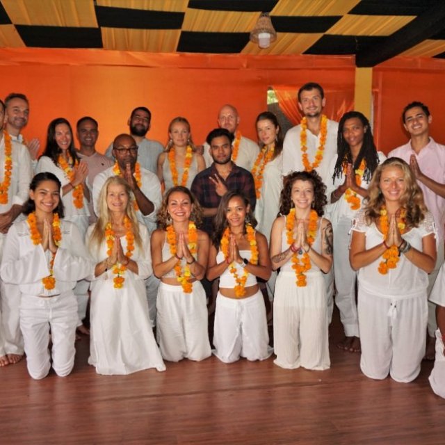 online yoga teacher training in Rishikesh